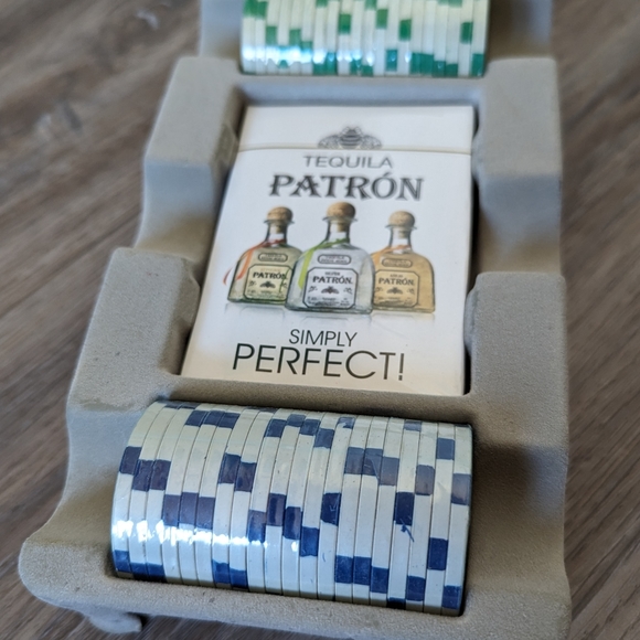 Patron mini poker set - NWOT - Picture 4 of 6